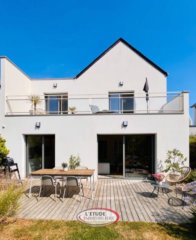 Proche centre de Guérande - maison non mitoyenne parfaitement entretenue