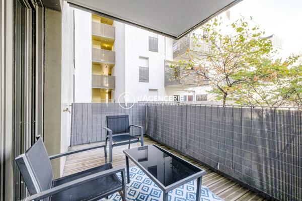 Appartement 2 pièces avec terrasse et parking