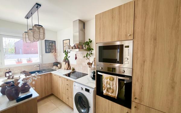 Appartement à louer    2 pièces •  Bruges