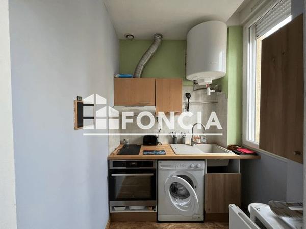 Location Studio meublé 33.2 m² - 29 RUE HENRI IV Bordeaux 33000