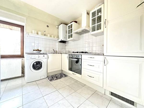 Appartement 1 chambre, possibilité d'une seconde, garage