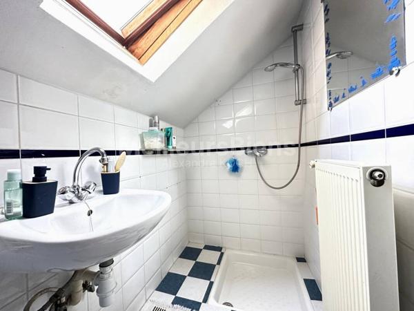 Appartement 1 chambre, possibilité d'une seconde, garage