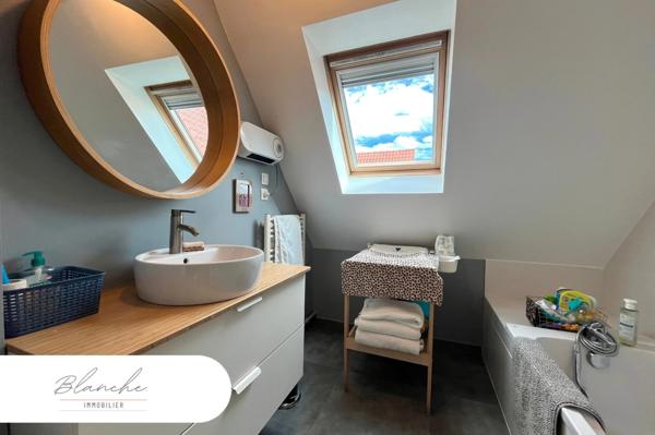 Maison à vendre 5 pièces VILLENEUVE D'ASCQ (59)