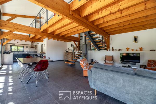 Élégante maison contemporaine à l’abri des regards.