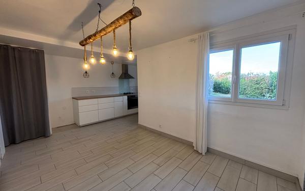 Maison à vendre    5 pièces •  Carcassonne