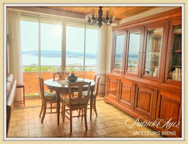  Dans l'hérault à Sète, Appartement T4 en dernier étage avec vue exceptionnelle sur le bassin de thau de 73m2