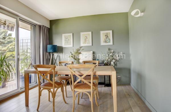  Appartement familial 4 chambres, refait à neuf, au calme, avec vue et grands balcons