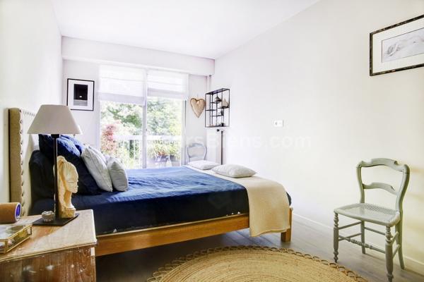  Appartement familial 4 chambres, refait à neuf, au calme, avec vue et grands balcons