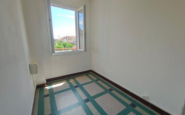 Appartement à louer    3 pièces • 84,04 m2 Fontaine