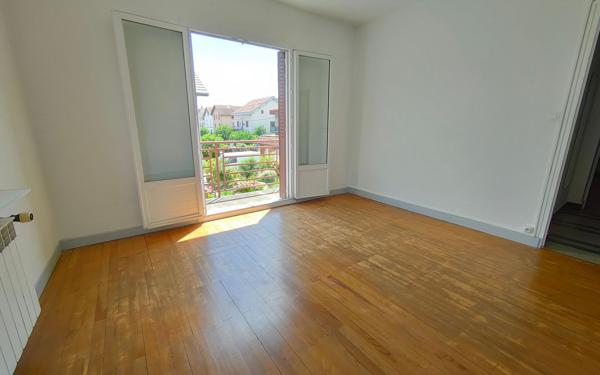 Appartement à louer    3 pièces • 84,04 m2 Fontaine