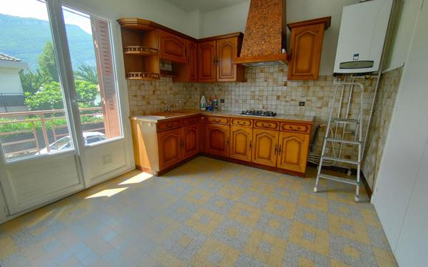 Appartement à louer    3 pièces • 84,04 m2 Fontaine