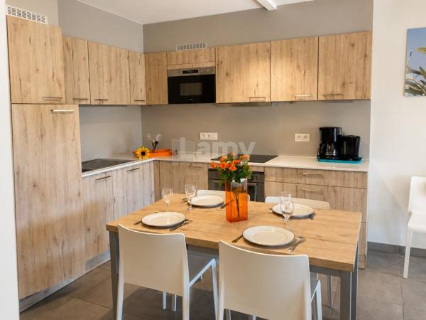 Appartement t3 avec loggia - garage et cave - piscines et tennis