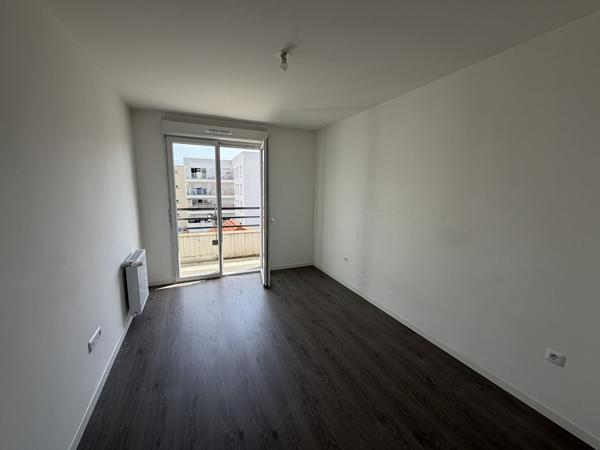 Appartement Drancy 3 pièce(s) 59.28 m2 Balcon (7.43m2) parking