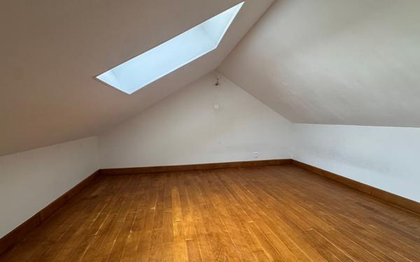 Maison à vendre    9 pièces • 180 m2 Pontault-Combault