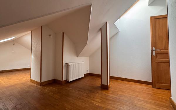 Maison à vendre    9 pièces • 180 m2 Pontault-Combault