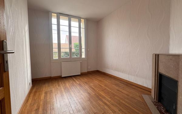 Maison à vendre    9 pièces • 180 m2 Pontault-Combault