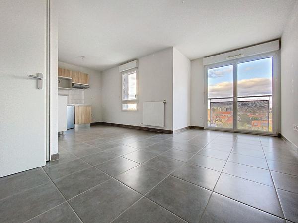 Charmant appartement 2 pièces à vendre à Saint Sébastien sur Loire