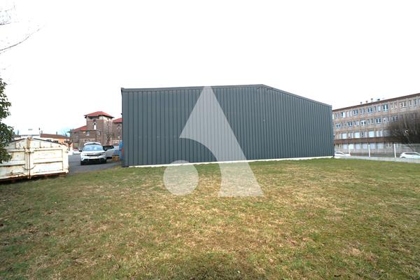 Local d'activité 571 m2