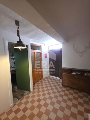 MAISON DE VILLAGE AU CALME, AVEC EXTERIEUR
