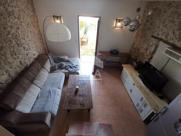 MAISON DE VILLAGE AU CALME, AVEC EXTERIEUR