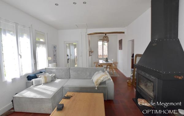 SUPERBE MAISON RÉNOVÉE SUR LE GOLF DE FIAC A PROXIMITÉ DE LAVAUR