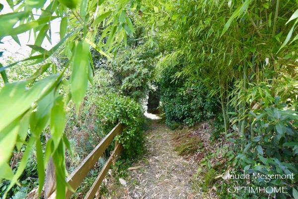 SUPERBE MAISON RÉNOVÉE SUR LE GOLF DE FIAC A PROXIMITÉ DE LAVAUR