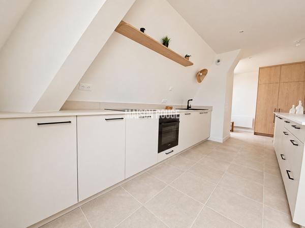 T5 DUPLEX - 151 M² - DERNIER ÉTAGE -TERRASSE - LORIENT CENTRE