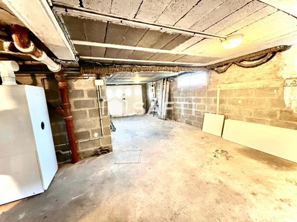 Très agréable et grand pavillon hyper bien situé sans travaux, lumineux.Excellent rapport qualité/prix !