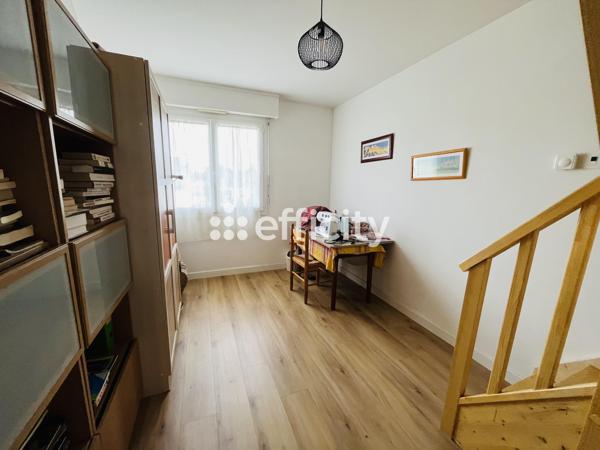 Maison
         7 pièces
        - 136 m² 313 000 € *