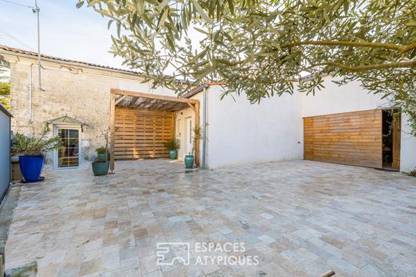 Maison charentaise rénovée avec piscine