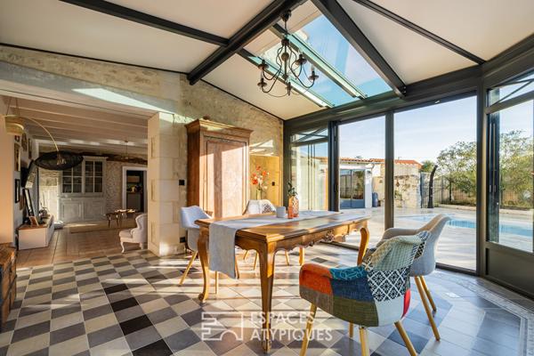 Maison charentaise rénovée avec piscine