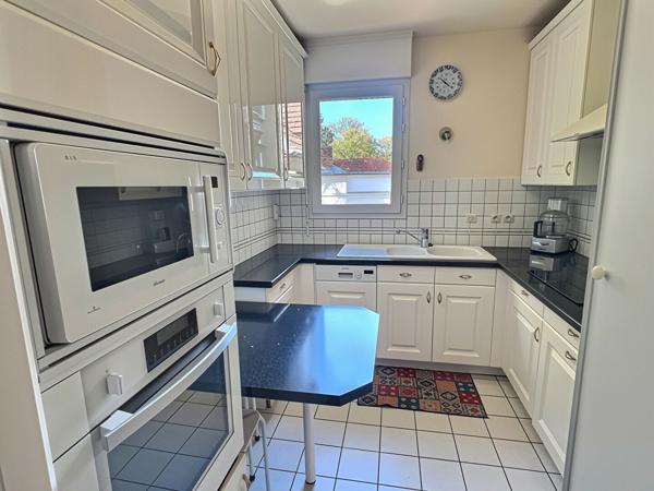 Appartement à vendre 4 pièces de 77,76 m² - Centre-ville de L'HAY LES ROSES