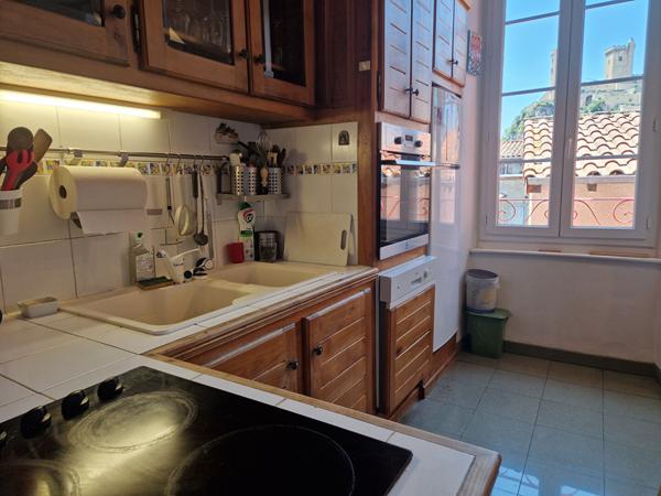 Bien de caractère : appartement de 118 m2 Foix