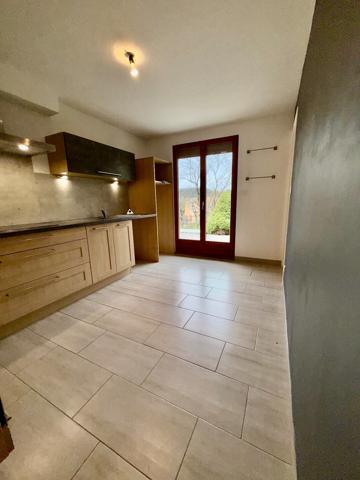 Maison 5 pièces district