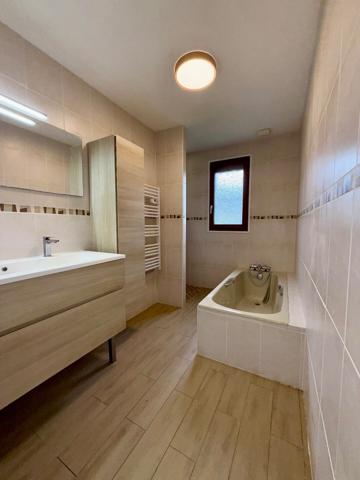 Maison 5 pièces district