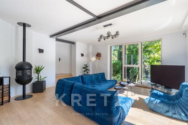 Une maison contemporaine pleine de charme, offrant un art de vivre rare à Saint-Cloud