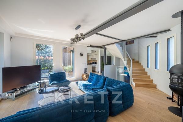 Une maison contemporaine pleine de charme, offrant un art de vivre rare à Saint-Cloud