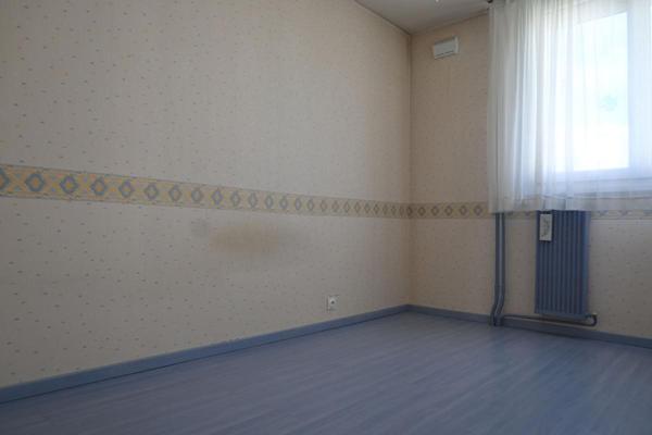 A VENDRE APPARTEMENT 37700 SAINT PIERRE DES CORPS 4 PIECES,3chambres ,74 M² PARKING SECURISEE