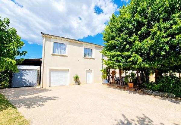 SAINT-JULIEN-LES-ROSIERS - MAS RÉNOVÉ 140 M² + STUDIO INDÉPENDANT - TERRAIN 750 M²
