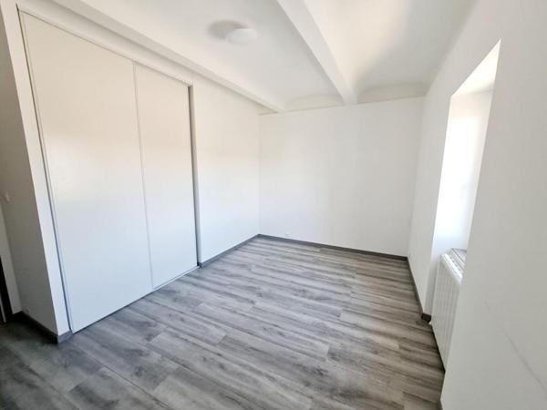 SAINT-JULIEN-LES-ROSIERS - MAS RÉNOVÉ 140 M² + STUDIO INDÉPENDANT - TERRAIN 750 M²