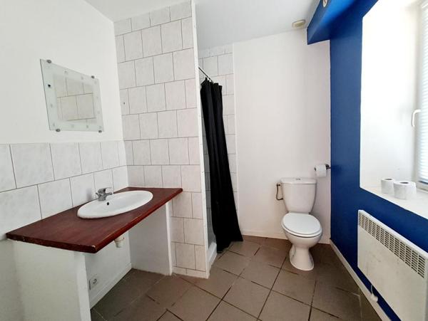 SAINT-JULIEN-LES-ROSIERS - MAS RÉNOVÉ 140 M² + STUDIO INDÉPENDANT - TERRAIN 750 M²