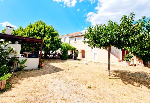 SAINT-JULIEN-LES-ROSIERS - MAS RÉNOVÉ 140 M² + STUDIO INDÉPENDANT - TERRAIN 750 M²