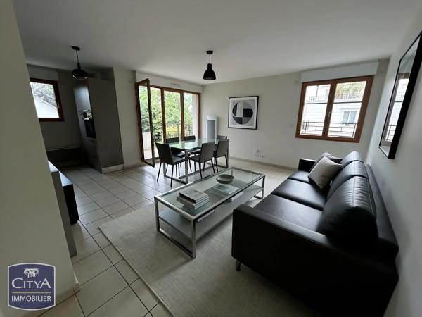 Appartement à vendre 3 pièces 66m² Saint-Cyr-sur-Loire (37540)