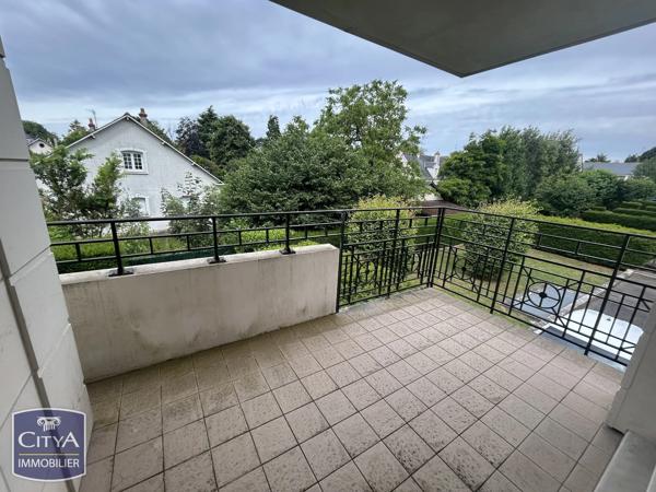 Appartement à vendre 3 pièces 66m² Saint-Cyr-sur-Loire (37540)