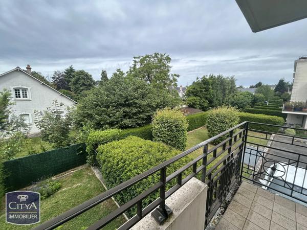 Appartement à vendre 3 pièces 66m² Saint-Cyr-sur-Loire (37540)