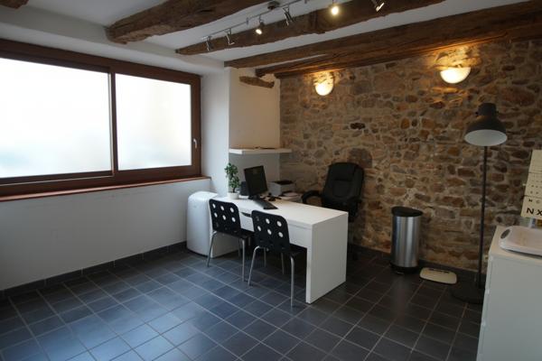 A VENDRE - Bureaux  ou appartement  2 pièces Chasselay 33 m2