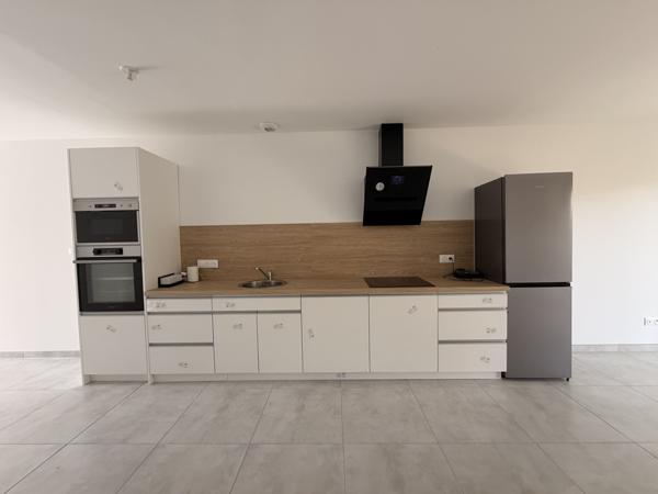 Maison
                                                                                                                                                                                                                                                                                                                        2 pièce(s)                                                                                                                                                                                                          1 chambre(s)                                                                                                                                                                                                          61.85  m²