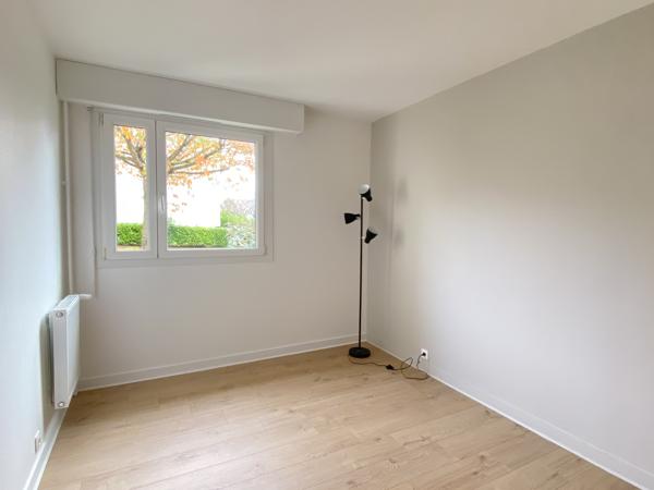 NANTES - BEAU T3 AVEC BALCON CAVE ET GARAGE