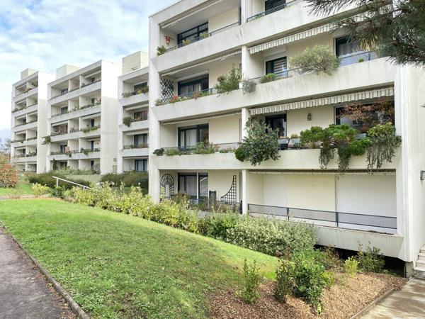 NANTES - BEAU T3 AVEC BALCON CAVE ET GARAGE