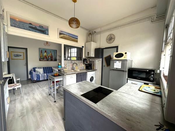 ARCACHON - LES ABATILLES ! T2 de 34 m2 avec terrasse de 21 m2 !